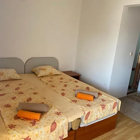 Atanasov 1 Къща за гости 3*