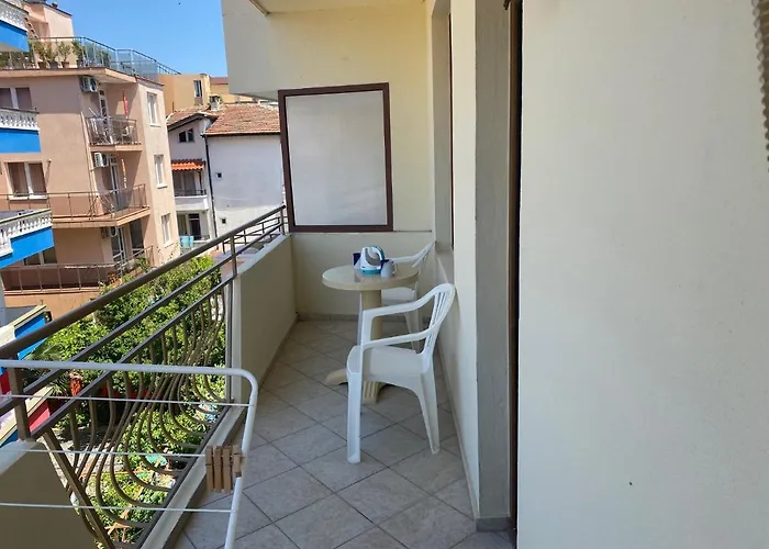 Atanasov 1 Приморско